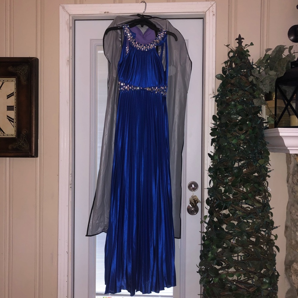 ✨Sequin Hearts Royal Blue Beaded Halter✨